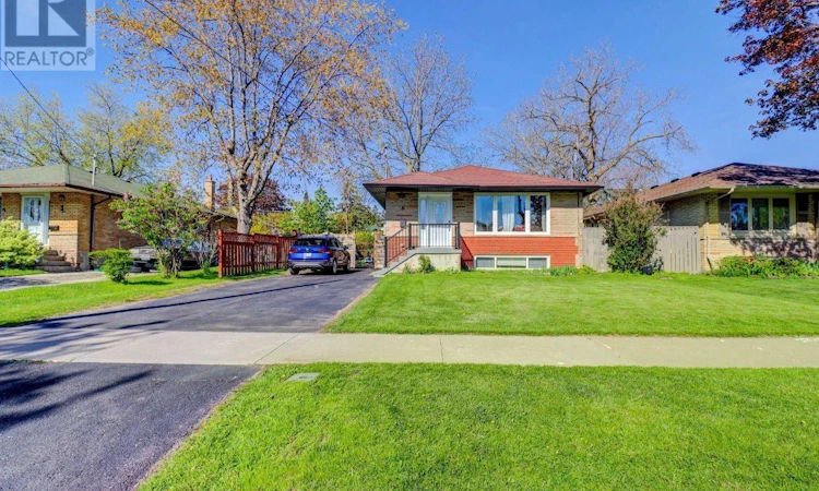 6 Greyabbey Trail