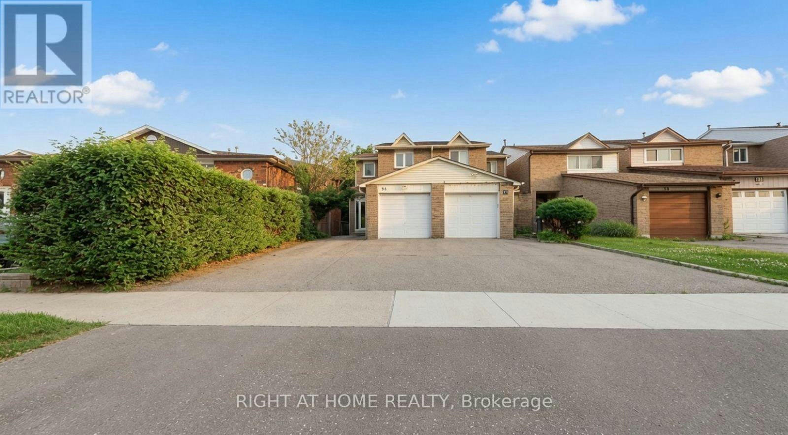 35 Chalfield Lane, Mississauga, ON, L4Z 1K8
