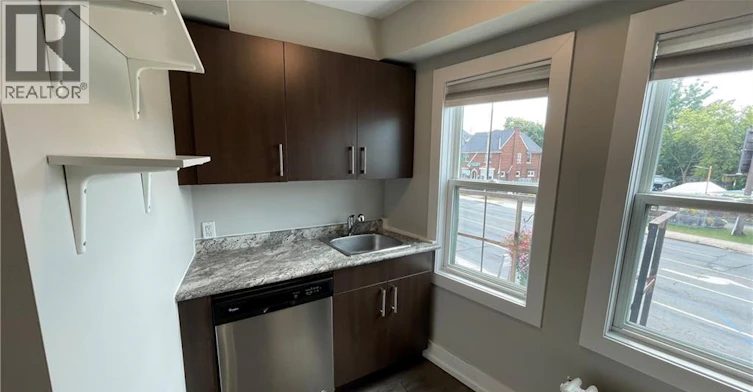 16-4 Ottawa Street N, Hamilton, ON, L8H 3Y7 - 3