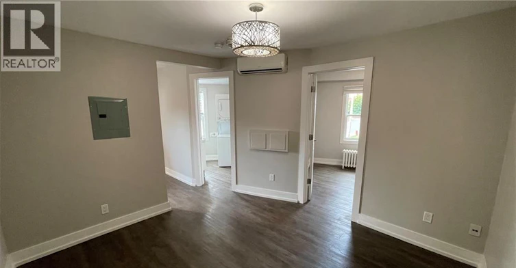 16-4 Ottawa Street N, Hamilton, ON, L8H 3Y7 - 4