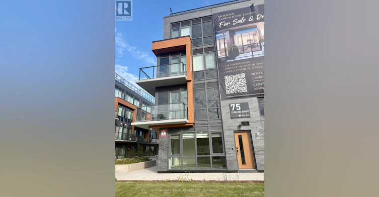 2-75 Curlew Drive, Toronto, ON, M3A 0A9
