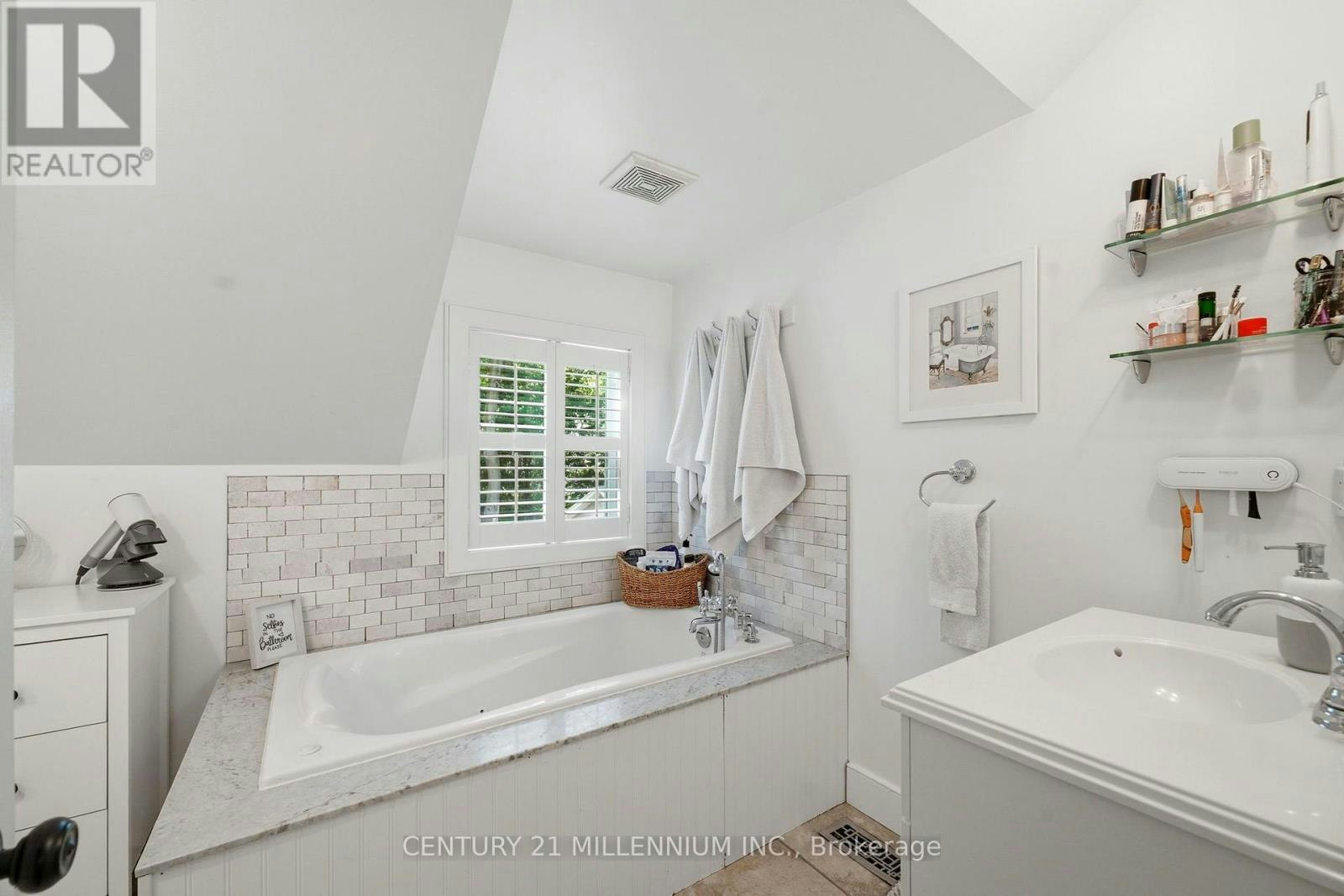 255 Macdonald Street, Caledon, ON, L7C 1L8 - 30
