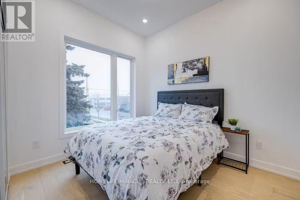 100 Macdonald Street, Toronto, ON, M8V 1Y4 - 21