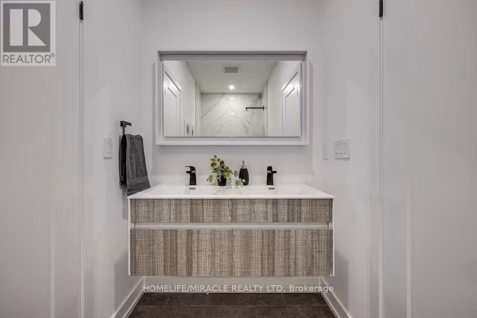 100 Macdonald Street, Toronto, ON, M8V 1Y4 - 31