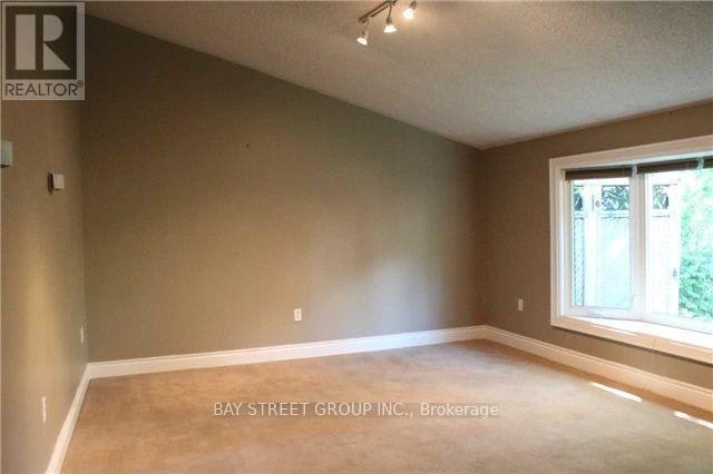 308 Maple Street, Newmarket, ON, L3Y 3K4 - 7