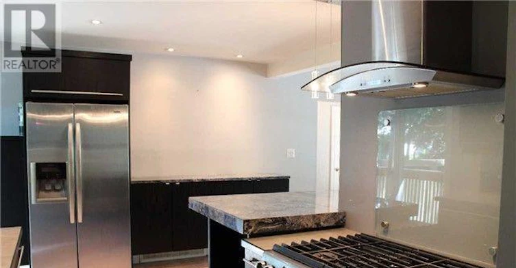 308 Maple Street, Newmarket, ON, L3Y 3K4 - 6