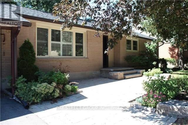 308 Maple Street, Newmarket, ON, L3Y 3K4 - 2
