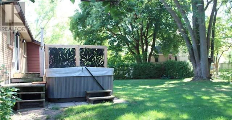 308 Maple Street, Newmarket, ON, L3Y 3K4 - 18