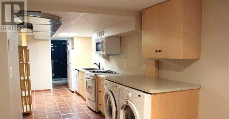 308 Maple Street, Newmarket, ON, L3Y 3K4 - 14