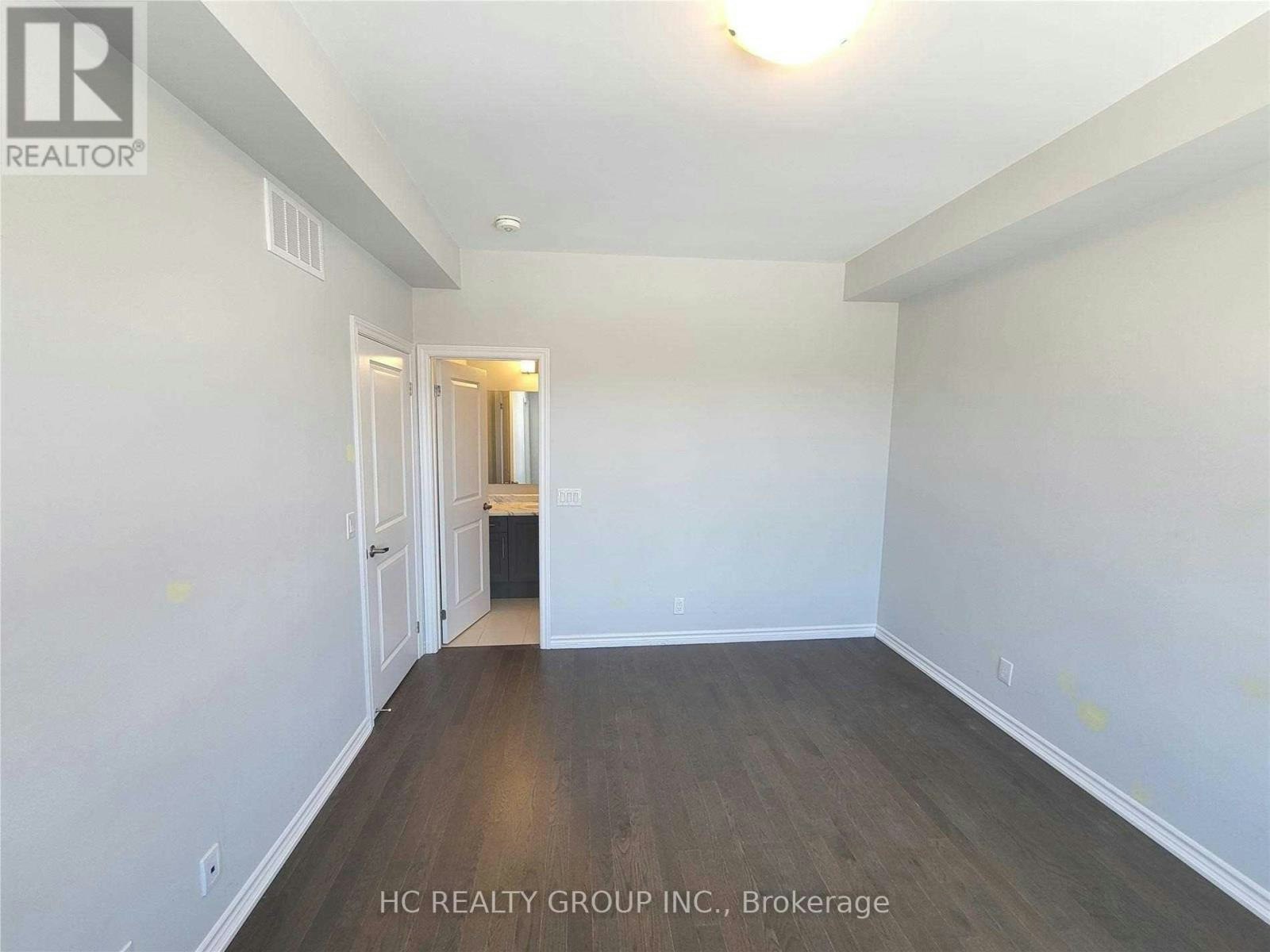 9702 Kennedy Road, Markham, ON, L6C 3J8 - 9