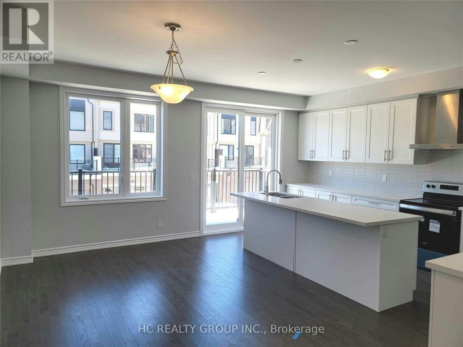 9702 Kennedy Road, Markham, ON, L6C 3J8 - 3
