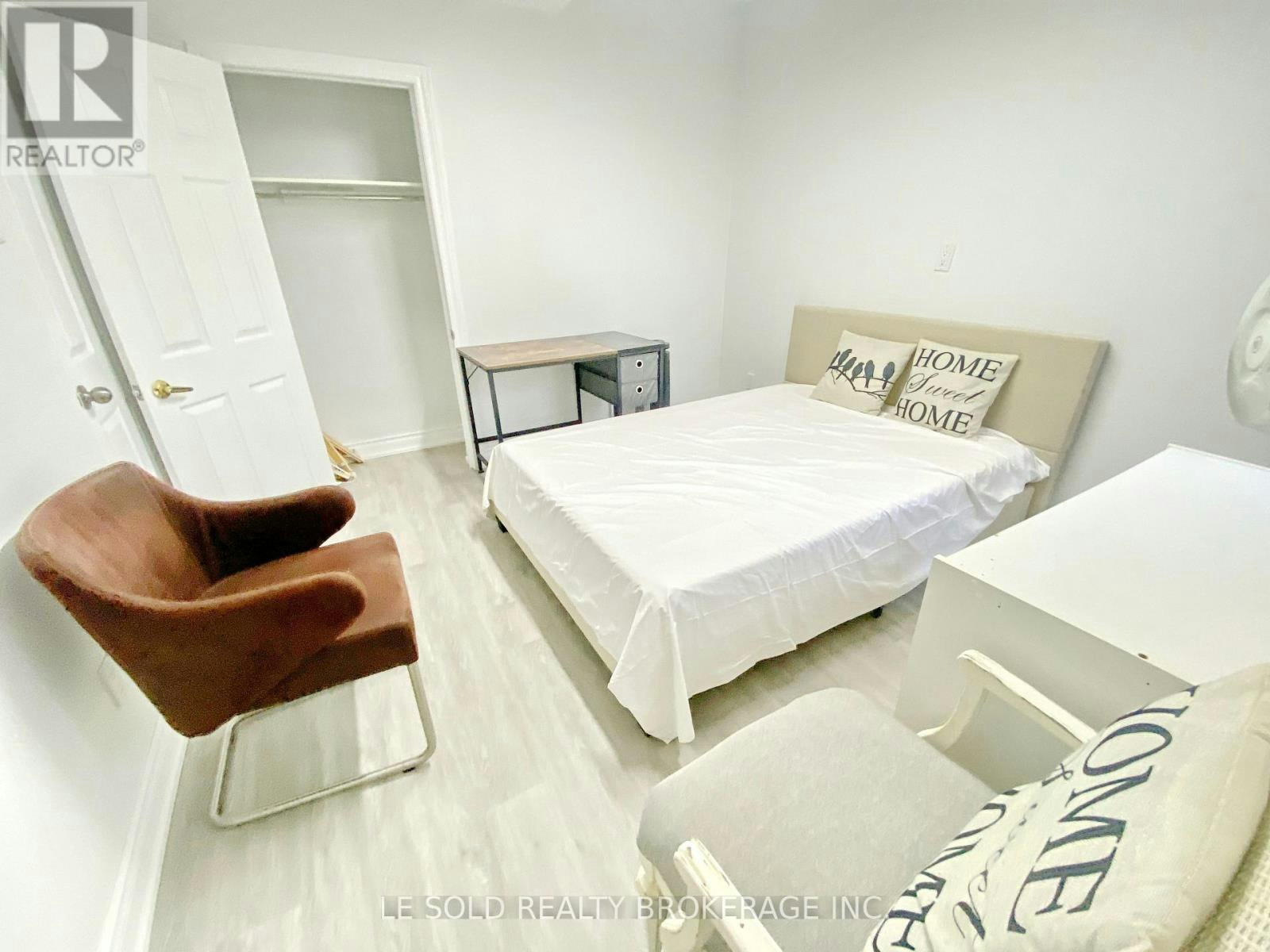 ROOM 201-81 Hallam Street, Toronto, ON, M6H 1W7 - 7