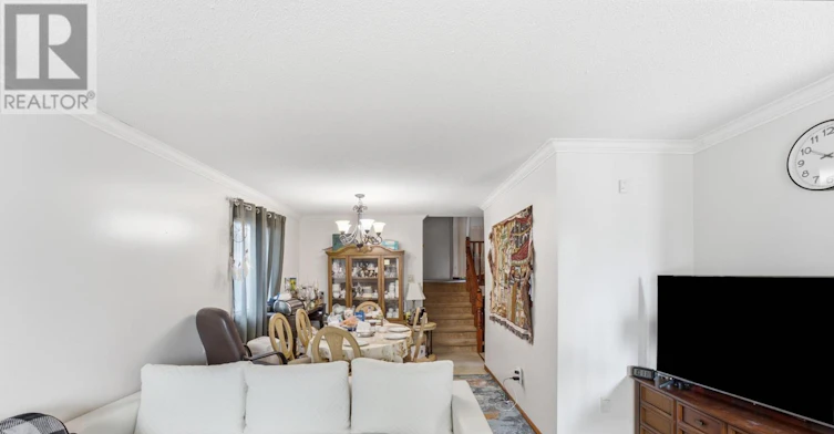 4989 Tara Avenue, Niagara Falls, ON, L2H 2V8 - 4