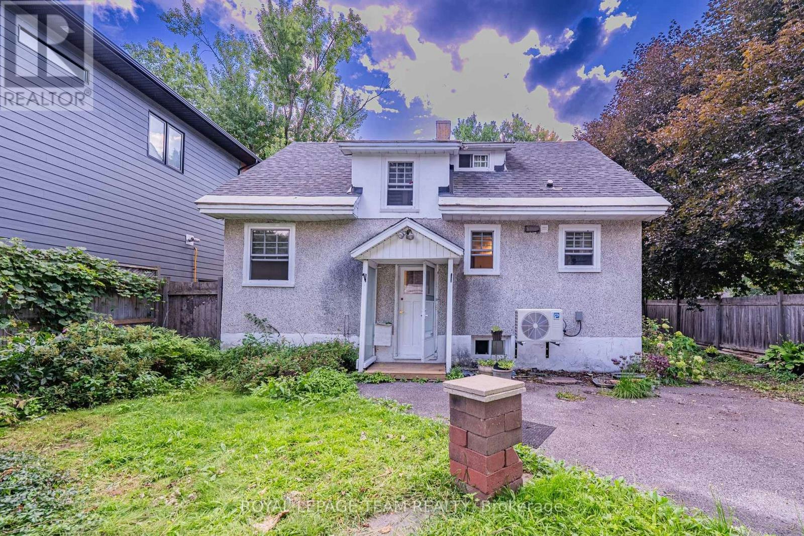 229 Daniel Avenue, Ottawa, ON, K1Y 0C7 - 5