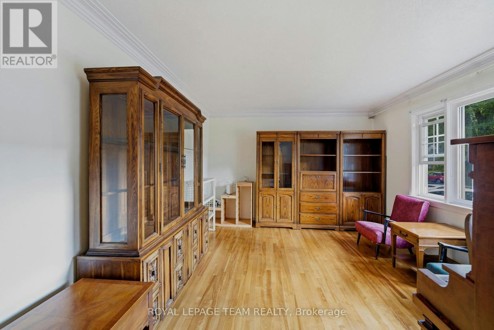 229 Daniel Avenue, Ottawa, ON, K1Y 0C7 - 8