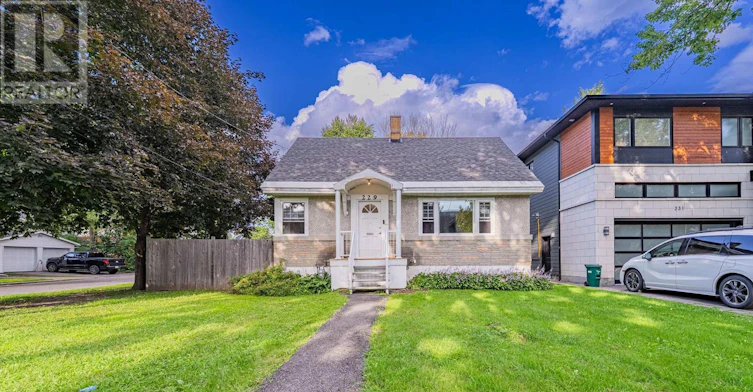 229 Daniel Avenue, Ottawa, ON, K1Y 0C7