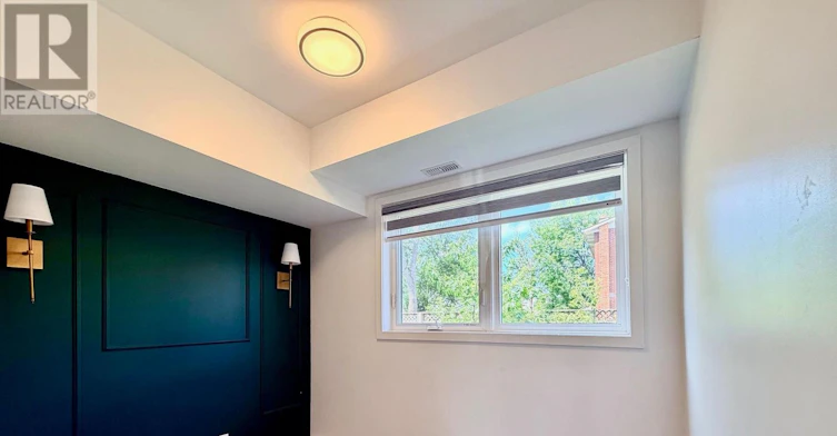 6065 Mcleod Road, Niagara Falls, ON, L2G 0Z7 - 10