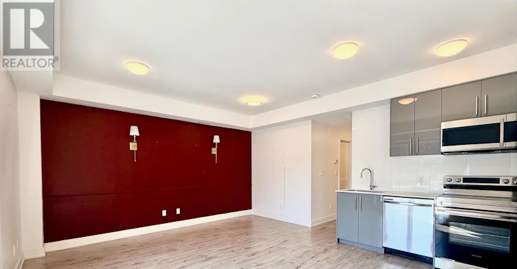 6065 Mcleod Road, Niagara Falls, ON, L2G 0Z7 - 2