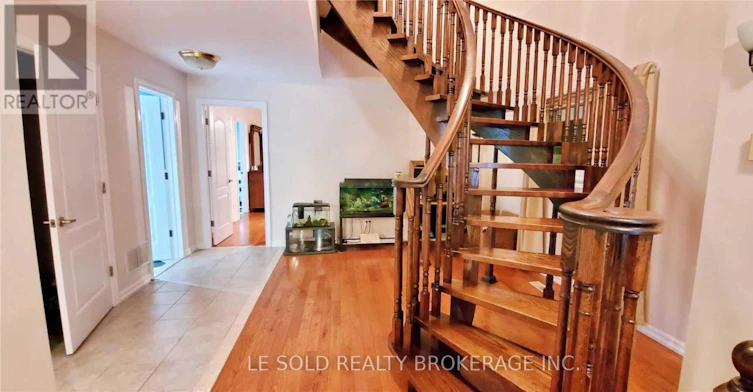 UPPER-50 Dickson Hill Road, Markham, ON, L3P 3J3 - 2
