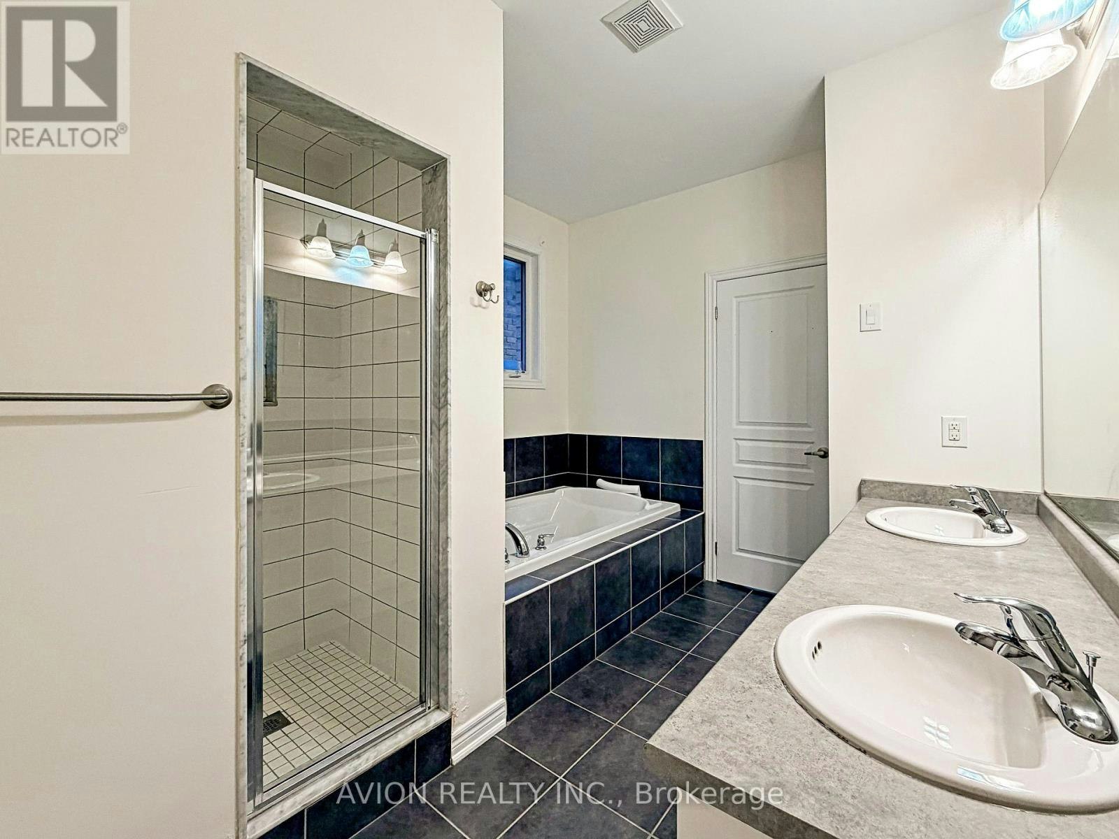 124 Wilfred Murison Avenue, Markham, ON, L6C 0S9 - 14