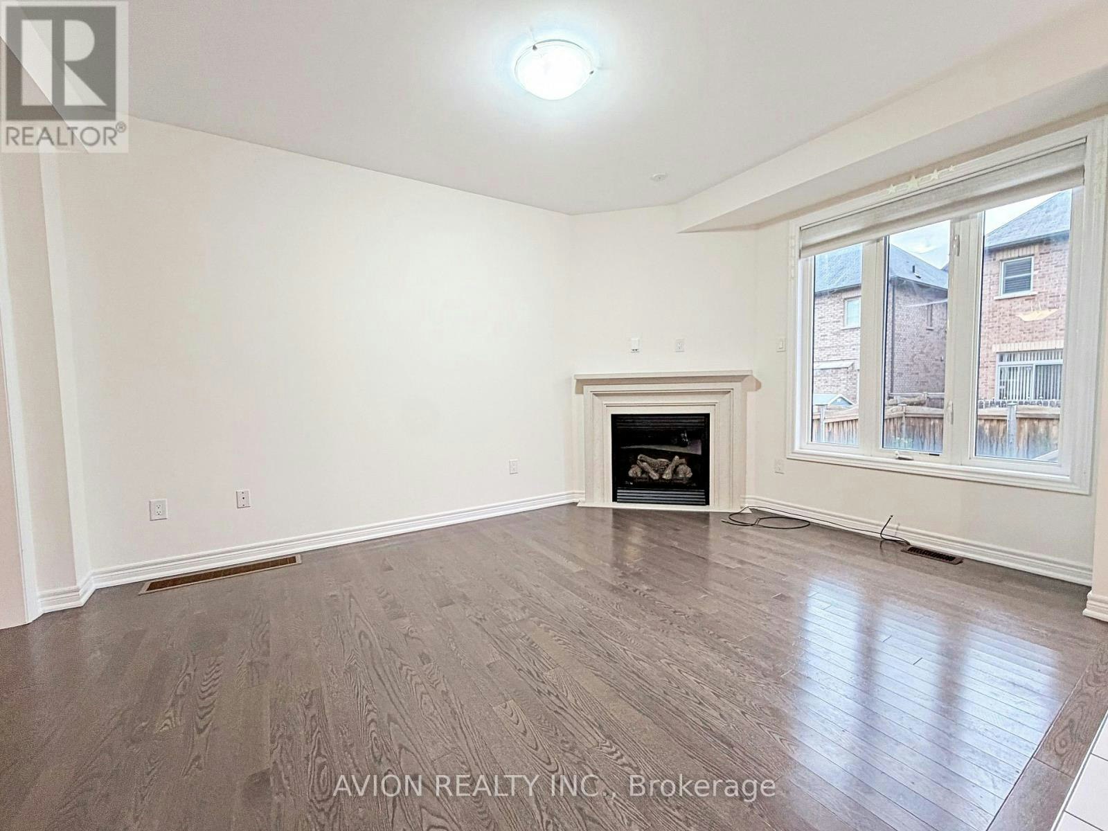 124 Wilfred Murison Avenue, Markham, ON, L6C 0S9 - 2