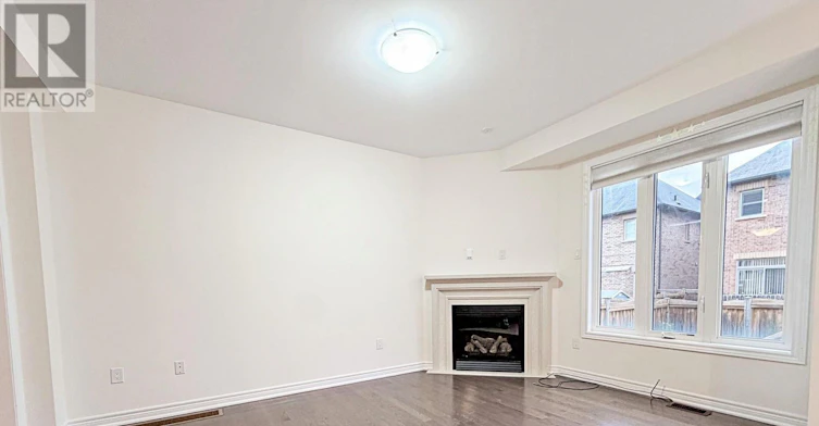 124 Wilfred Murison Avenue, Markham, ON, L6C 0S9 - 2