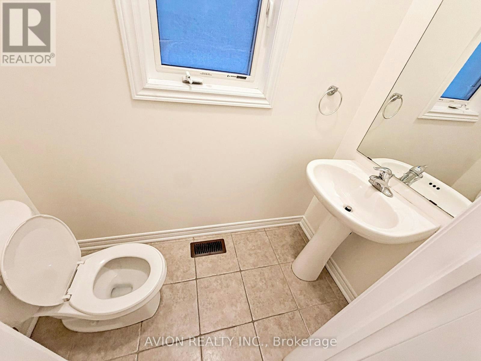 124 Wilfred Murison Avenue, Markham, ON, L6C 0S9 - 9