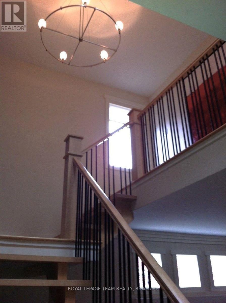 291 Ferndale Avenue, Ottawa, ON, K1Z 6P9 - 6