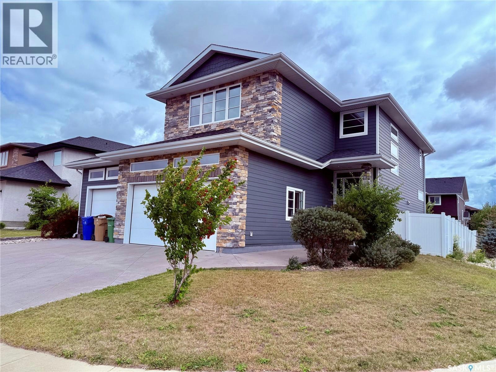 3633 Green Water Drive, Regina, SK, S4V 1R3