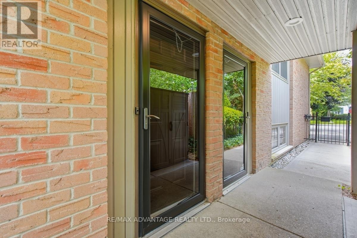 REAR-195 Emery Street E, London, ON, N6C 2E3 - 3
