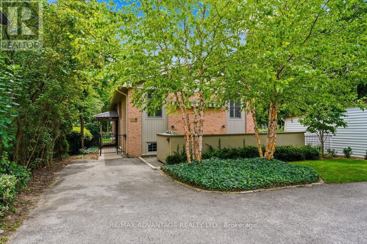 REAR-195 Emery Street E, London, ON, N6C 2E3 - 2