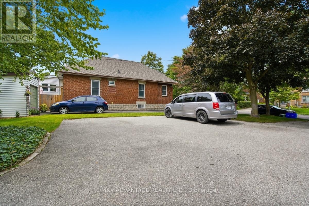 REAR-195 Emery Street E, London, ON, N6C 2E3 - 38