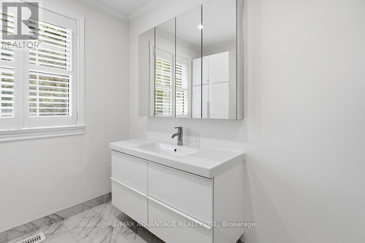 REAR-195 Emery Street E, London, ON, N6C 2E3 - 22
