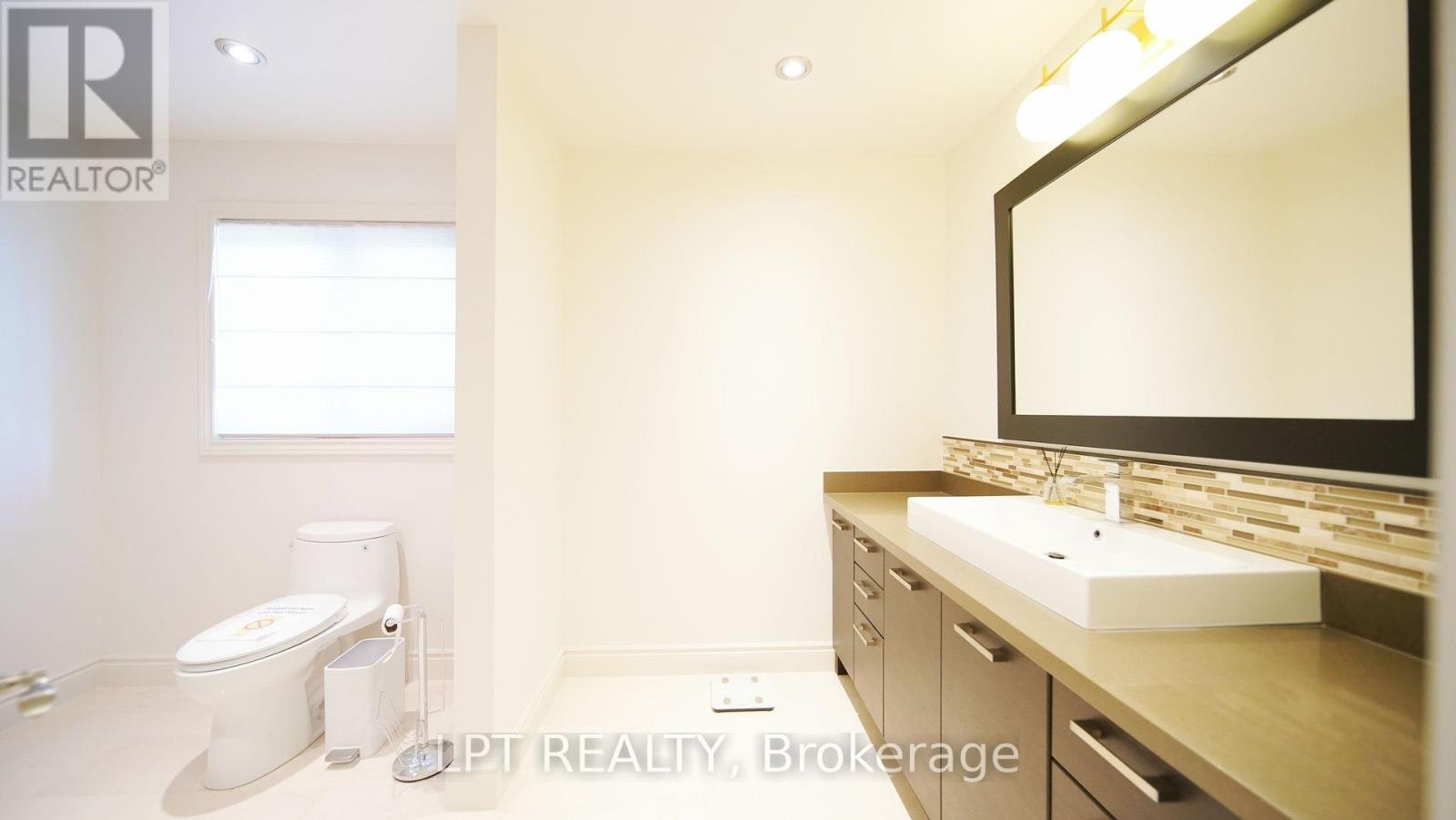 37 Laser Court, Richmond Hill, ON, L4B 1S1 - 22