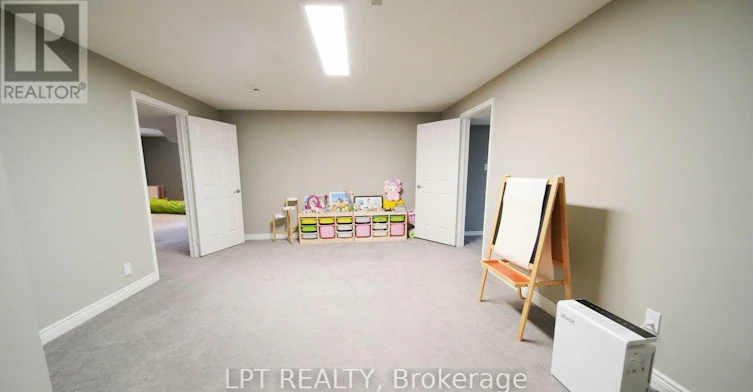 37 Laser Court, Richmond Hill, ON, L4B 1S1 - 27