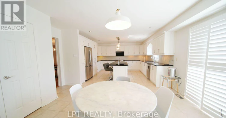 37 Laser Court, Richmond Hill, ON, L4B 1S1 - 6
