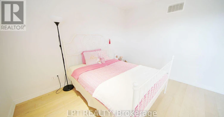37 Laser Court, Richmond Hill, ON, L4B 1S1 - 16