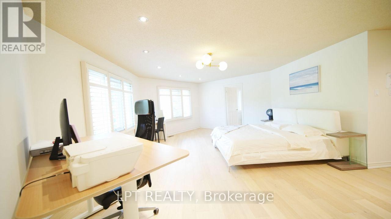 37 Laser Court, Richmond Hill, ON, L4B 1S1 - 19