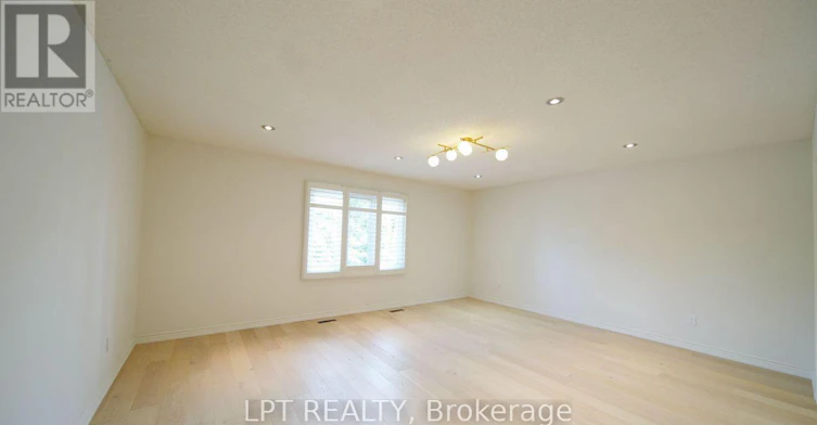 37 Laser Court, Richmond Hill, ON, L4B 1S1 - 14
