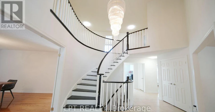 37 Laser Court, Richmond Hill, ON, L4B 1S1 - 12
