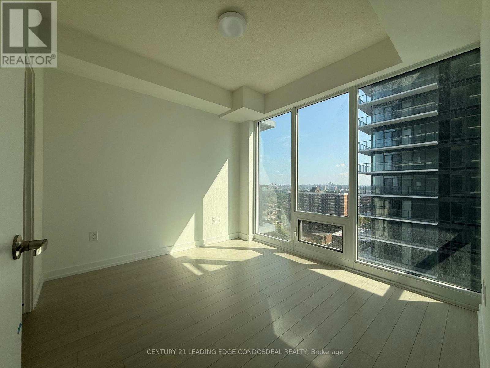 1605-4010 Eglinton Avenue W, Toronto, ON, M9A 0G5 - 5