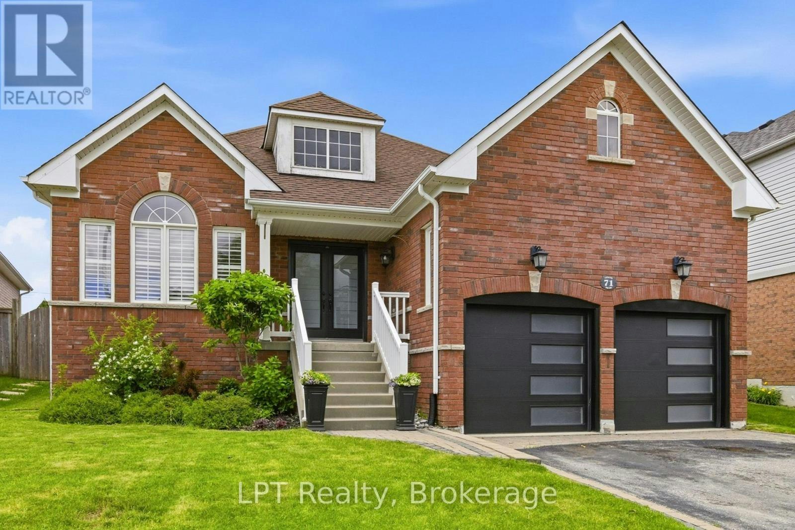 71 Laprade Square, Clarington, ON, L1C 0C9