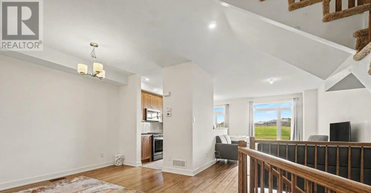 226 Monticello Avenue, Ottawa, ON, K2S 2R7 - 2