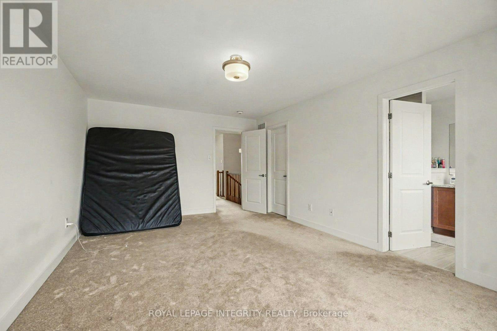 226 Monticello Avenue, Ottawa, ON, K2S 2R7 - 18