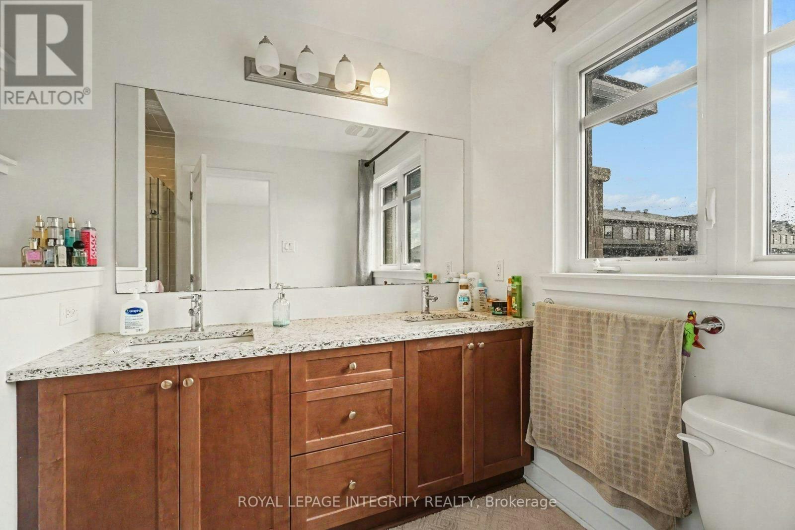 226 Monticello Avenue, Ottawa, ON, K2S 2R7 - 20