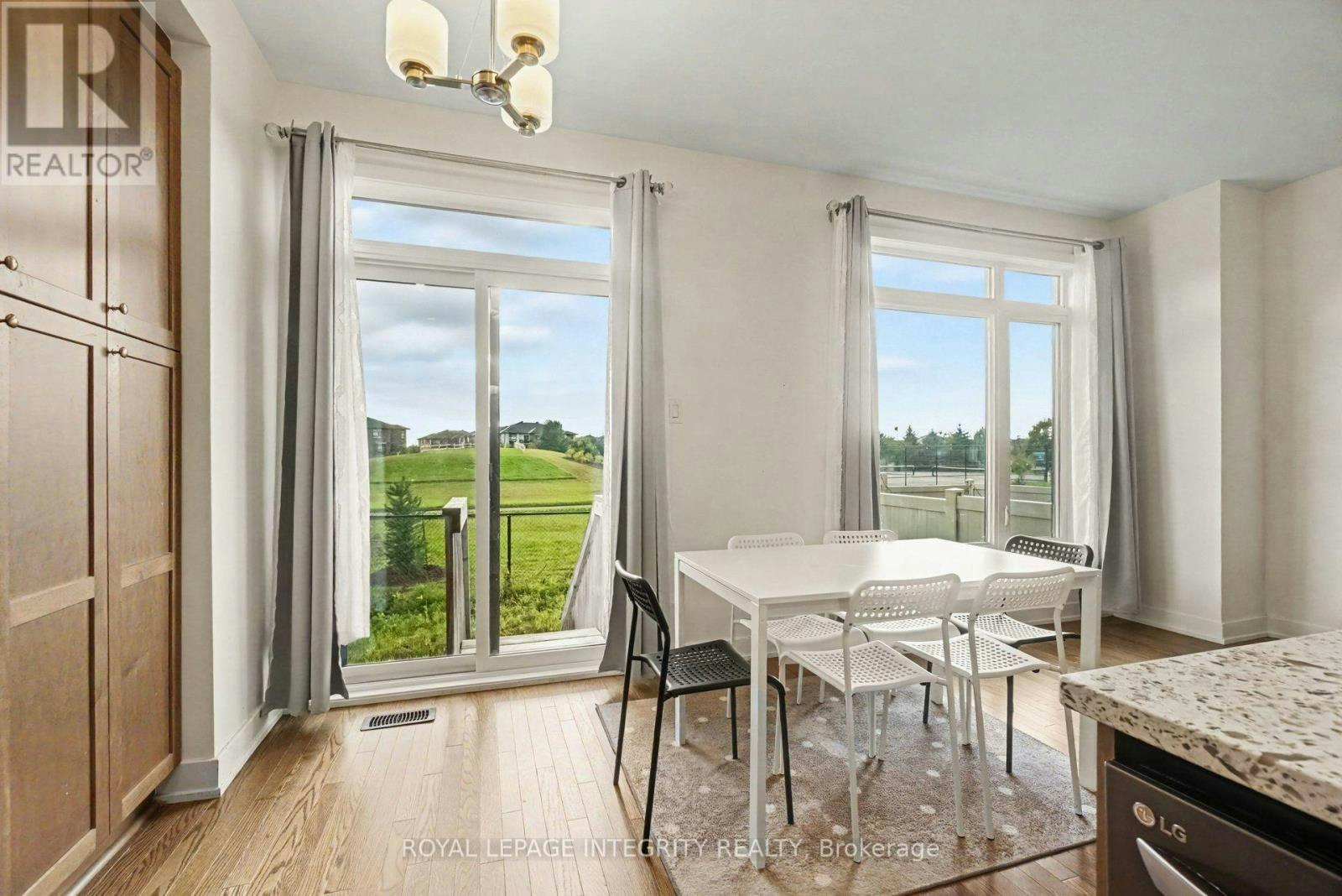 226 Monticello Avenue, Ottawa, ON, K2S 2R7 - 13