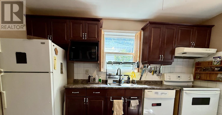 881 Smyth Road, Ottawa, ON, K1G 1P4 - 5