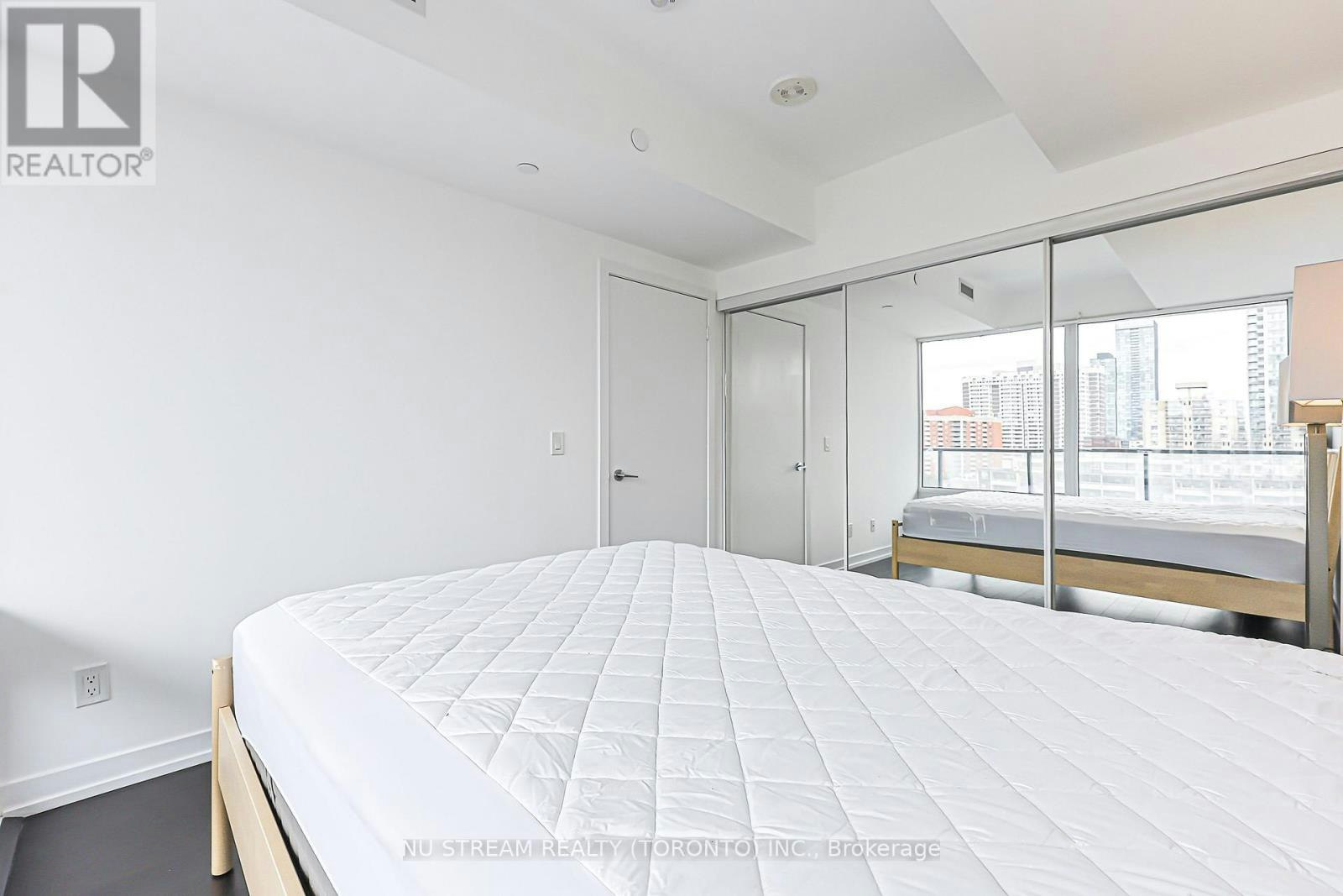 1512-85 Wood Street, Toronto, ON, M4Y 0E8 - 27