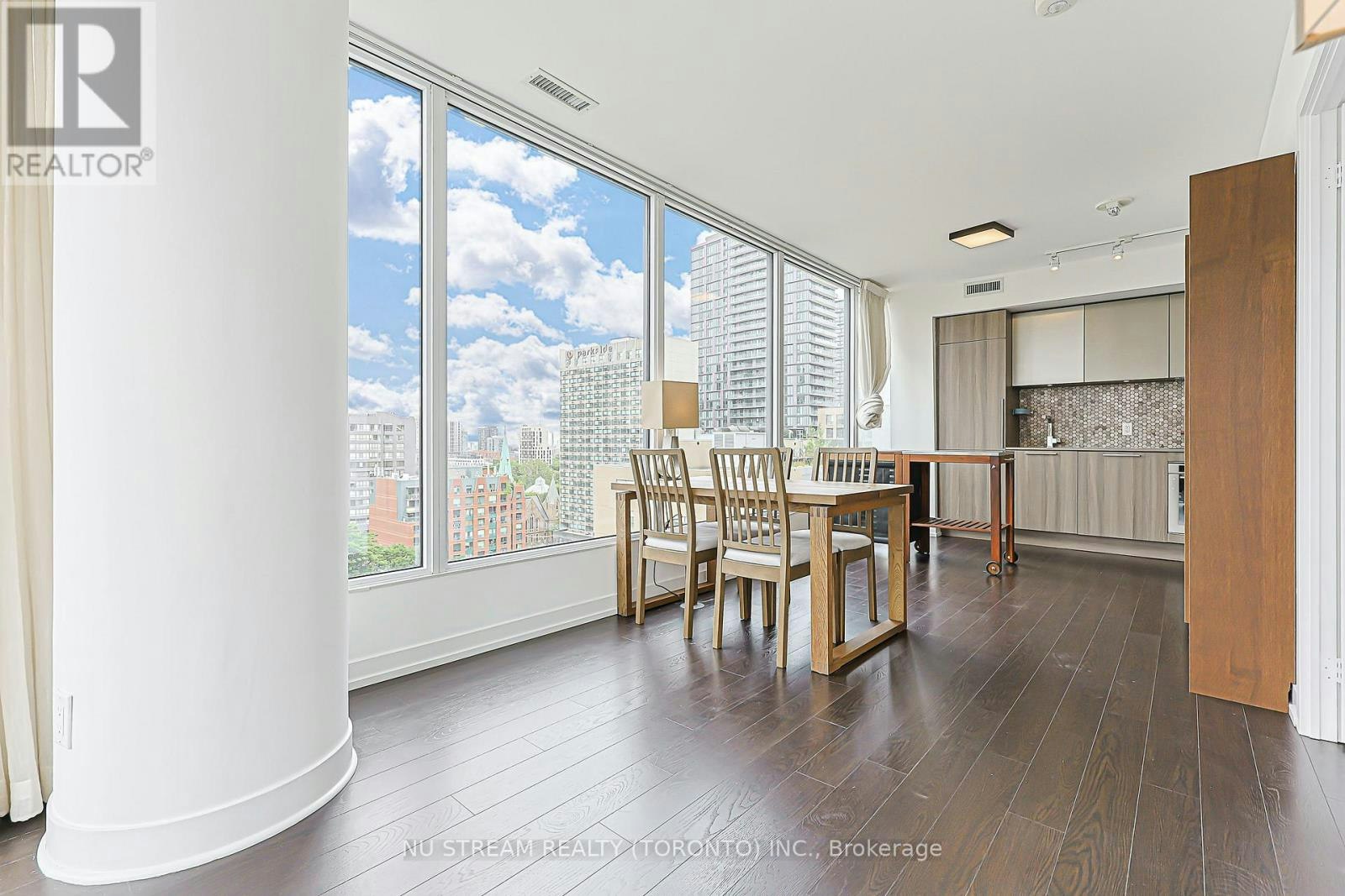 1512-85 Wood Street, Toronto, ON, M4Y 0E8 - 16