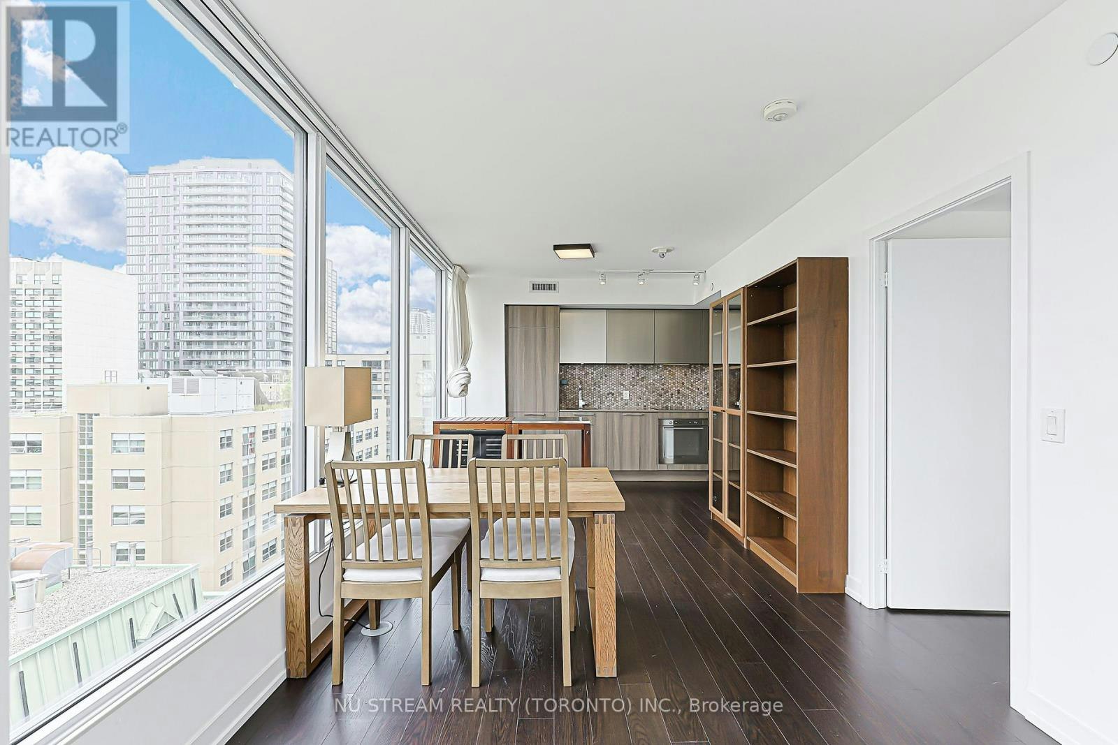 1512-85 Wood Street, Toronto, ON, M4Y 0E8 - 17
